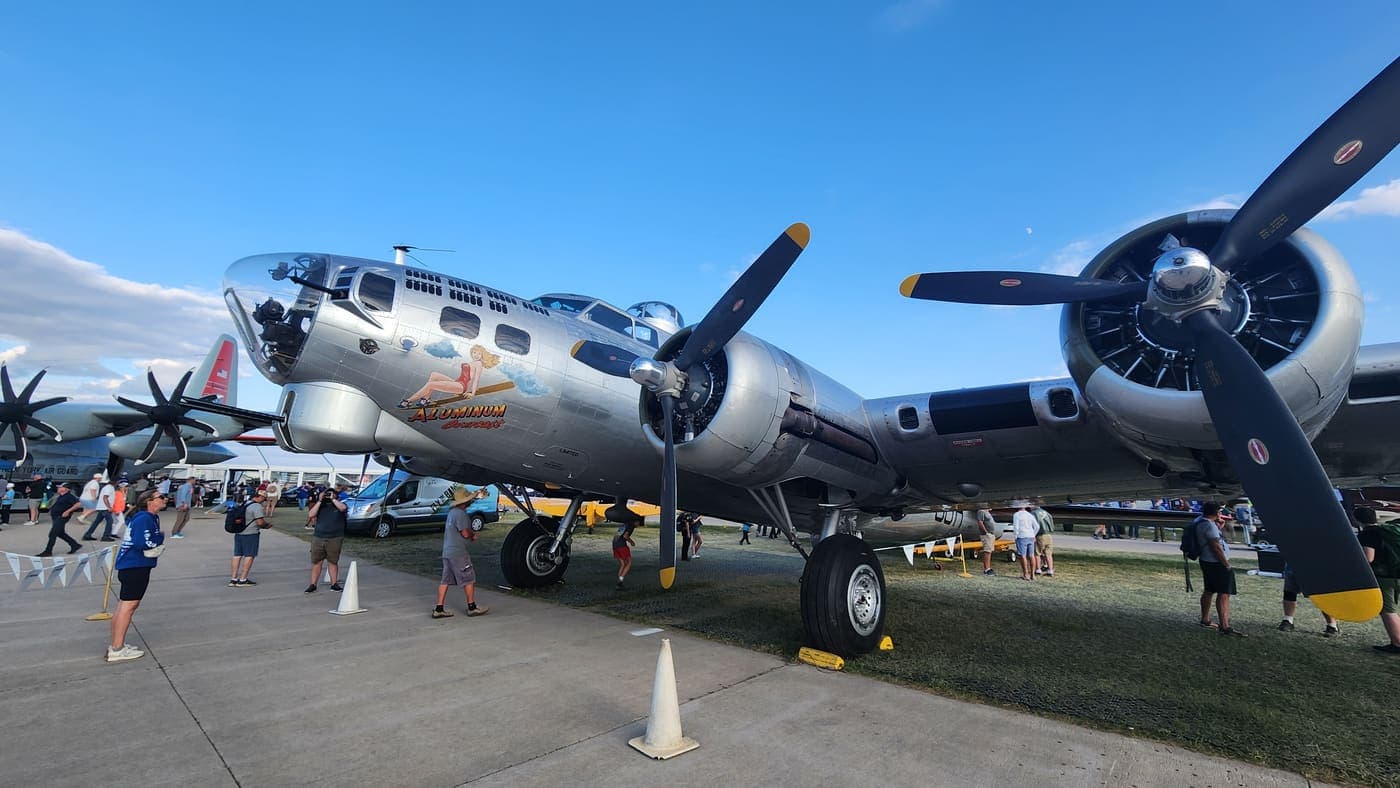 On Flight – Oshkosh, Leesburg, and Kitty Hawk